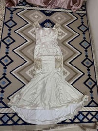 فستان بنات • قياس ٤٠ • توصيل مجاني