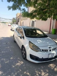 كيا ريو • ٢٠١٥ • مكينه ١٦٠٠