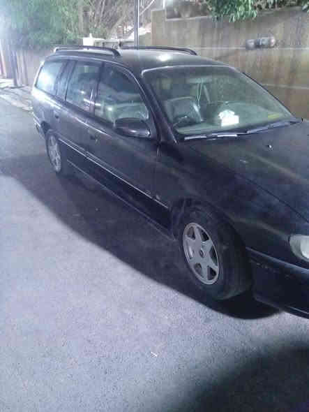 السلام عليكم للبيع سياره اوبل بزون محرك خير من الله الكير مرات بي صفنه تخم تاير جديد صدر امامي خلفي كامل مابيه نقص  فقط كماليات شغلات بصيطه جام كهرباء والكير اوتو ماتيك مكاني الدوره *********** رايده 43وبي مجال حك الجيه
