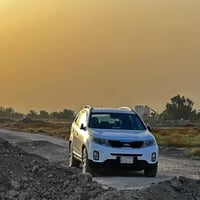 بسعر مناسب وبيها مجال ان شاء الله او اراوس حسب القناعة 2015 كلين وارد ...