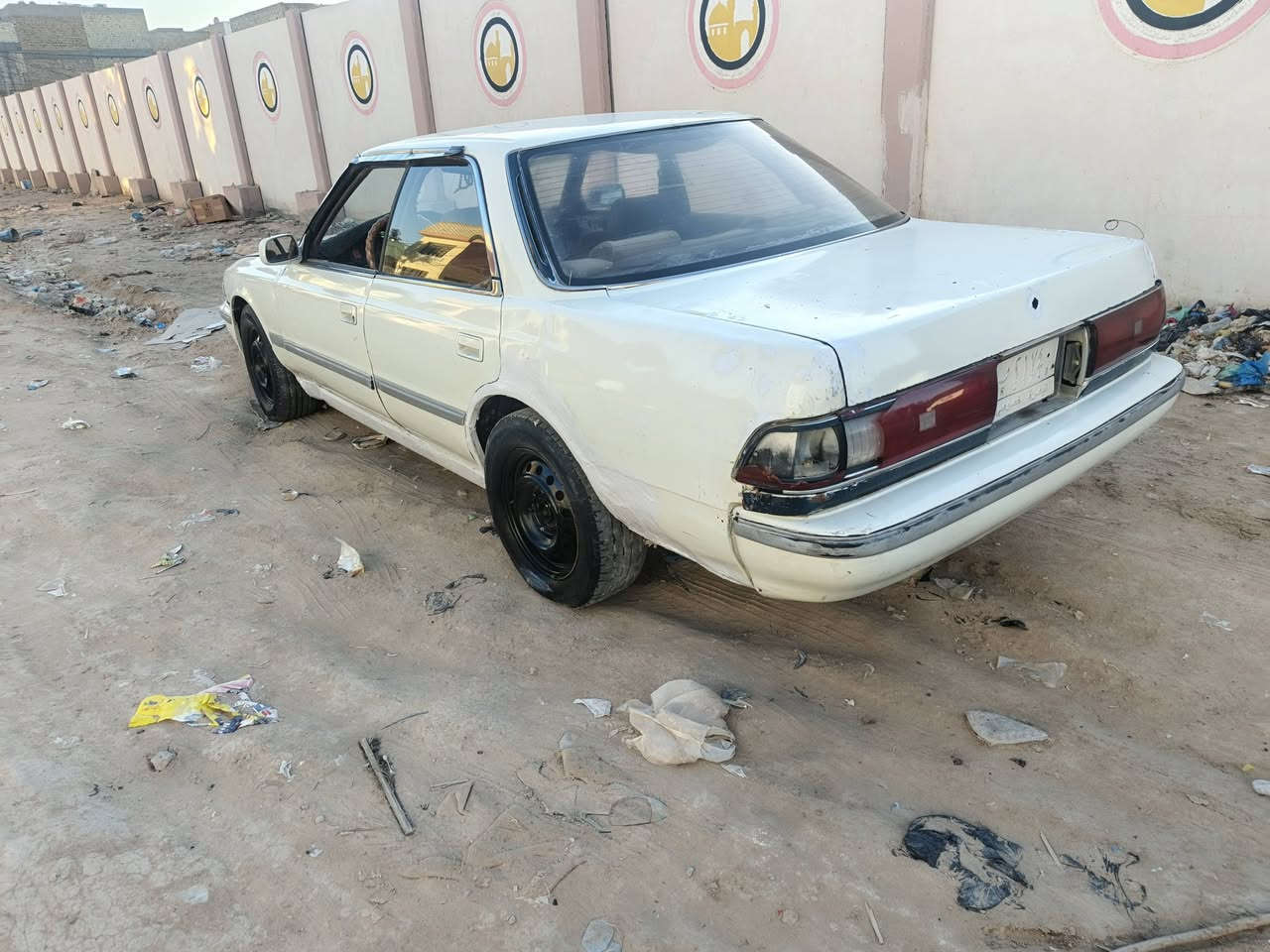 سلام عليكم مارك عضم موديل 91. رقم بصره الماني تحويل مالك نجف والسياره بالنجف مكينه وكير راس الثور مكفوله من الكص والنقل والضربه القويه السعر 20.     ***********
