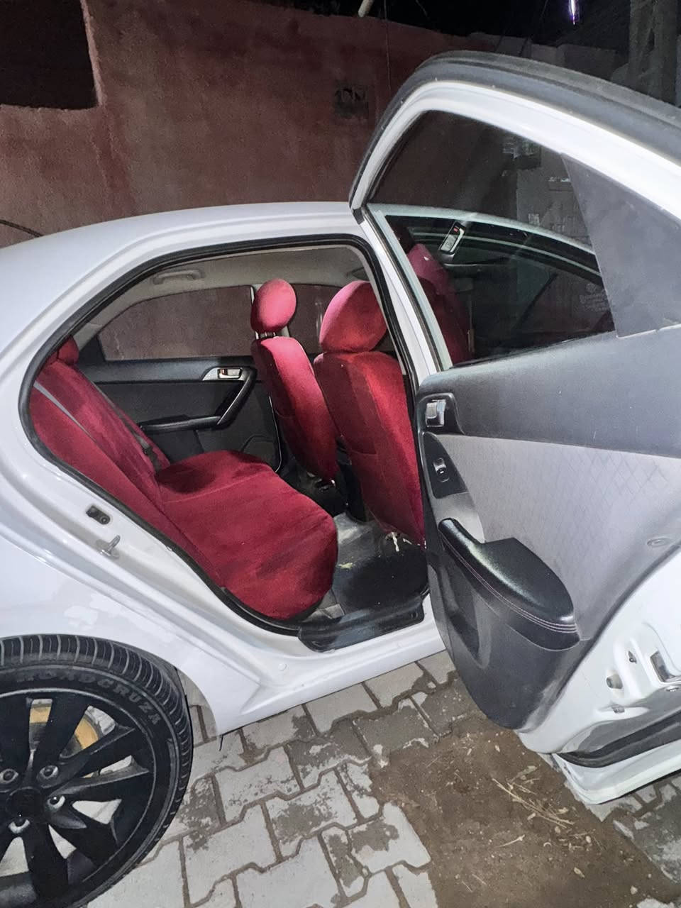 سيراتو 11/محركها 1600 رقم أربيل محرك كير كفاله خليجي السياره حادثها قطعتين بدون دواخل للبيع اريد أتزوج والله وبالعافيه ع ياخذها سياره حداديه واحد ع واحد تبريد ثلج قبل أسبوع مسويلها ادامه من كلشي ماناقصها برغي بس تصعد وتطلع ع دولي والله يشهد عليه سياره تهبل شرط تجي تكلب بيدك وحده وحده مكاني كربلاء شهداء سيف سعد سعرها قفل 95 قفل قفل ***********
