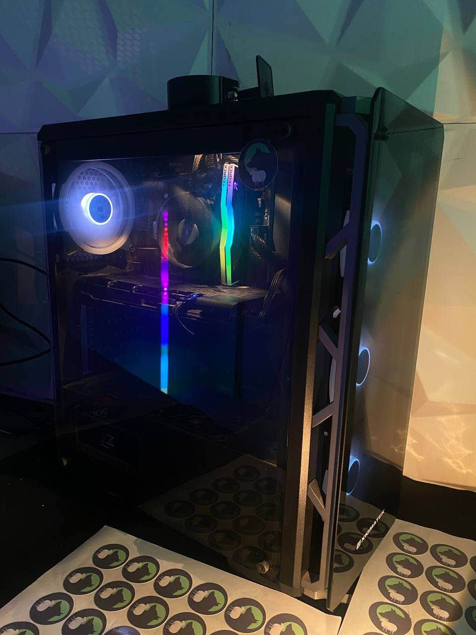 635$

Cpu: I5-11400F
Gpu: RTX 3060 TI
Ram: 16GB  Lexar 3200 MT/s
Motherboard: H510M-A Pro
Storage1: 1TB SSD

بۆ حیجزکردن

*********** السليمانية, العراق
