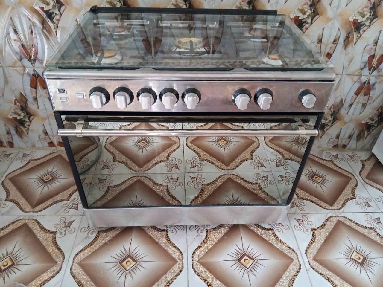 طباخ اللبيع مصري شغال وافرانه شغاله مكلف بنشر الي يريده يجي خاص او ينتصل ***********مكانه ناصريه مركز
