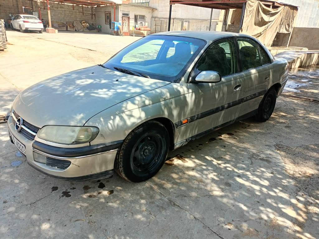 اوبل موديل ١٩٩٥ رقم سليمانية جديد دولي سنوية جديد بطاقة بنزين موجود كيرمحرك شرط كير اتوماتيك سيارة لاسبوغ ولاضرب ولاخياس عل بيلاد باقي دواخل سيارة لوك كهربيات فول شغال ٤طايرات جديد بطارية جديد صدرامامي خلفي شرط تو بة سيارة حيل ناعم نشط مابي دينار مصرف مال جناي سعر ٣٥ بي مجال اخوان مكلف بل نشر رجاء تفاصيل خابر عل رقم *********** كركوك, العراق
