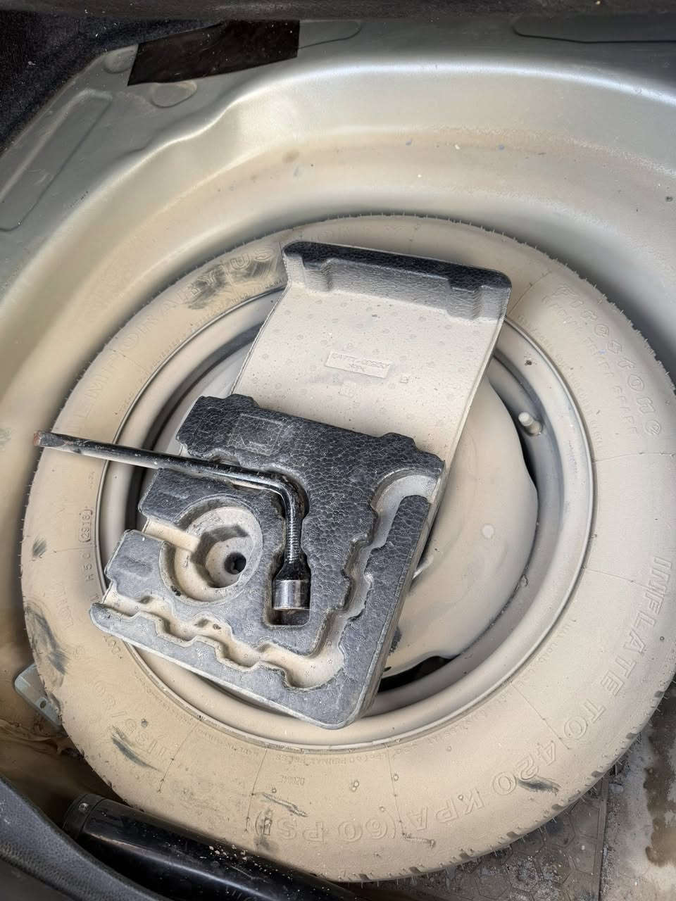 السلام عليكم
كورلا موديل 2019

سياره احلى من الصور 

ماشيه ٨٨حقيقي

السبير منازل مال شركة 

السونارات مرفوقه بلصور 

وصور الحادث هم موجودات 

مكان السياره ديالى بعقوبه 

السعر 138$بيهة مجال 

ملاحضه السياره الجامرلغ ممبدل بس بسونار يطلع مبدل 
***********
