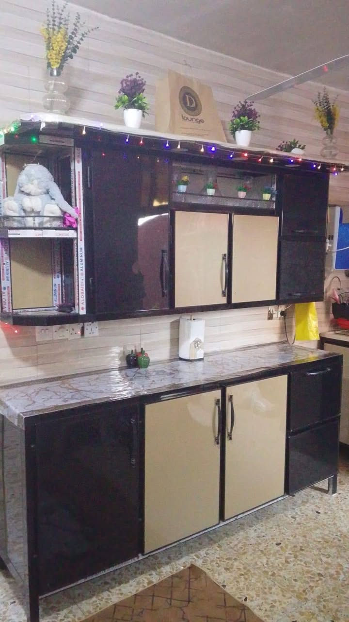 كاونتر مترين نضيف مابي ضرر
السعر 425بي مجال المكان الدورة ابو دشير


**إذا كنت صاحب هذا الإعلان وتريد حذفه لأي سبب، رجاءا أرسل رسالة إلى الدعم الفني**