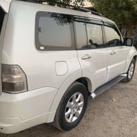 باجيرو حبتور نضيفه ماشيه ١٦٠ مكفوله صبغ ضربه بارد سعره ١٥٠ ورقه ٠٧٧٢٥٤...