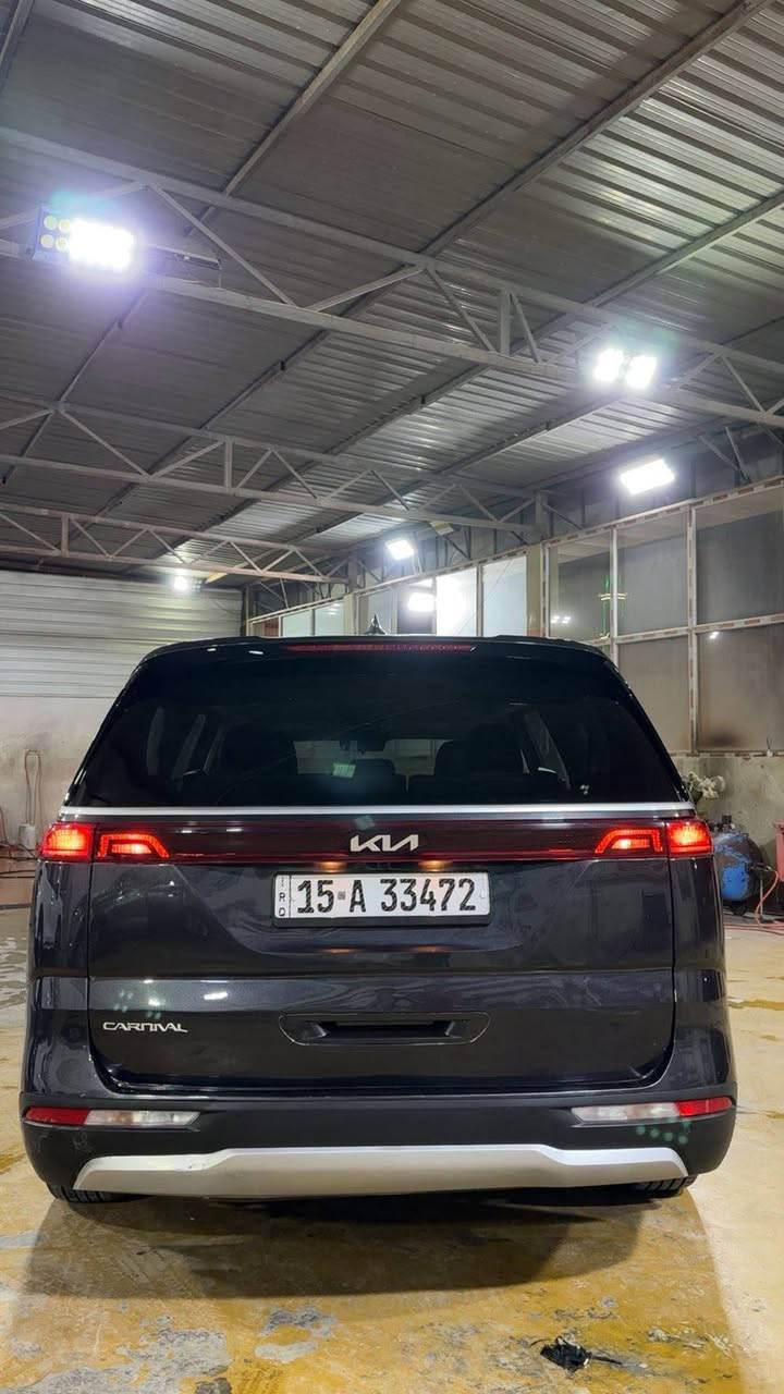 السلام عليكم
كرنفال موديل 24 جديده كارتون جاهزة من كل النواحي 
رقم خصوصي اخت الزيرو ماشيه 13الف 
السعر 290ورقة 
***********
مكانه الرمادي
