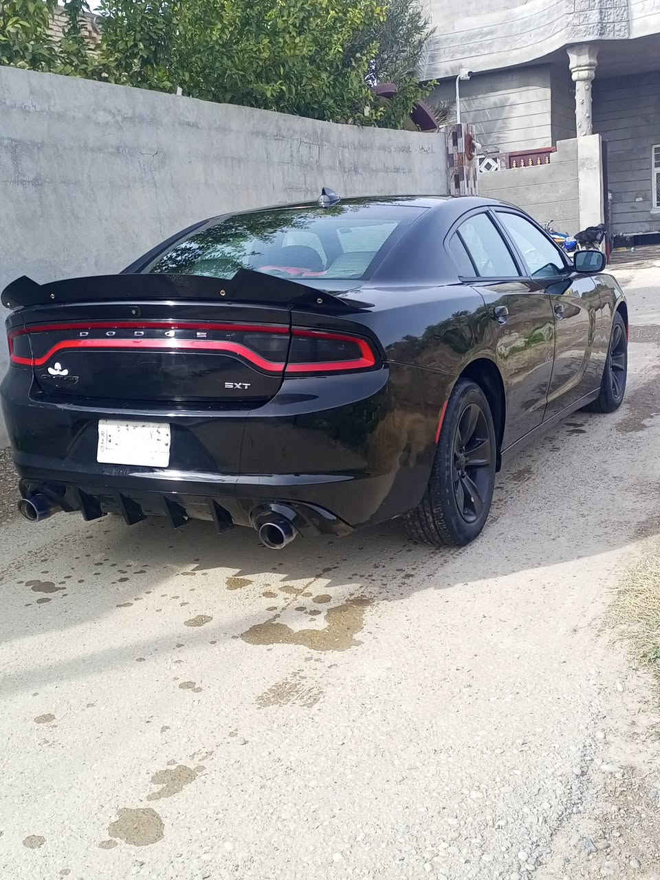 السلام عليكم للبيع او مراوس حسب القناعه
جارجر  
موديل 2017
بدون ارباك 
قطعتين بدون دواخل 
مكان ديالى 
رقم تلفون 
، ***********
