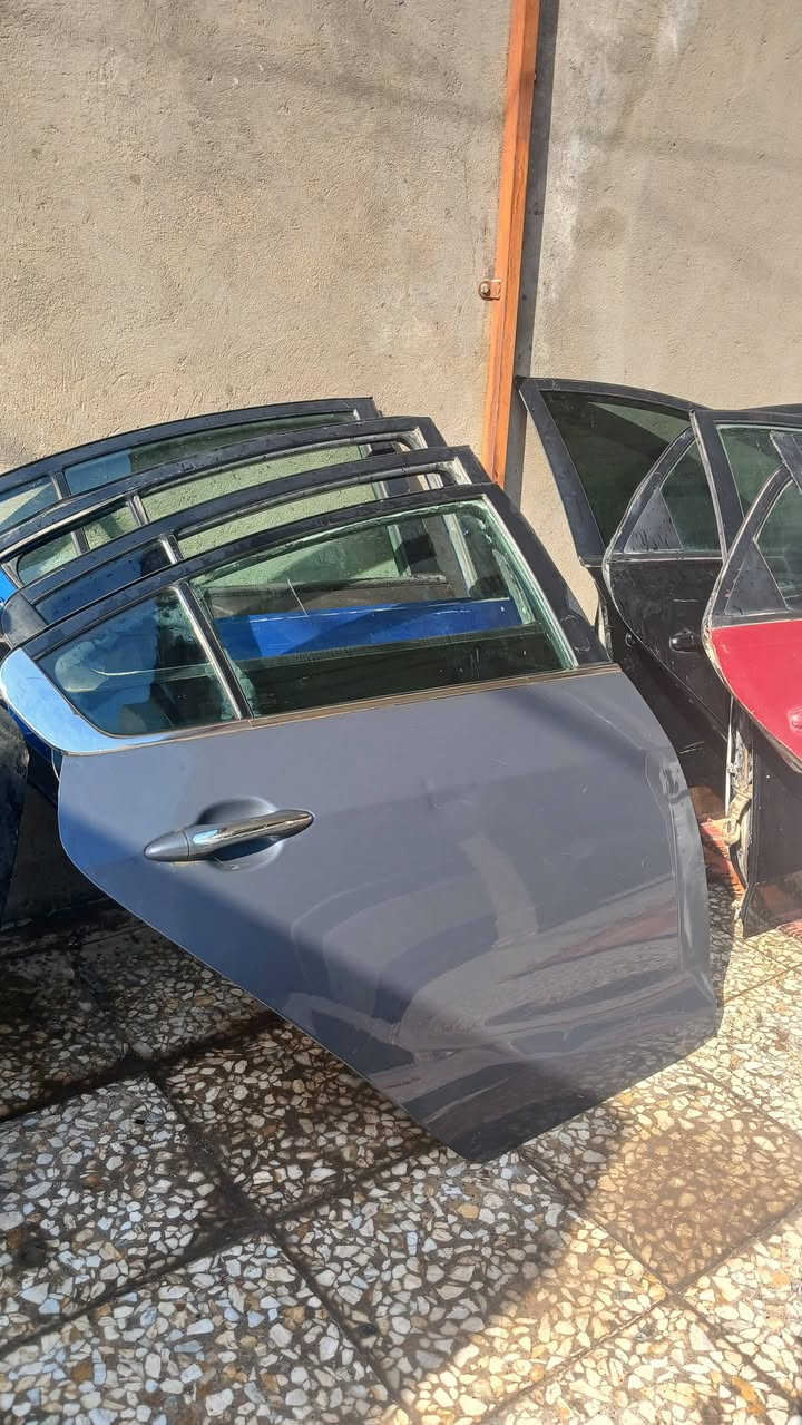 سلام عليكم بيبان فورتي 9ل18
تفصيخ امريكي 
***********
