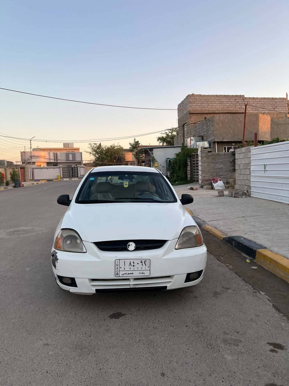 كيا ريو ٢٠٠٥ رقم بغداد السعر ٤٢ وبيها مجال ***********
