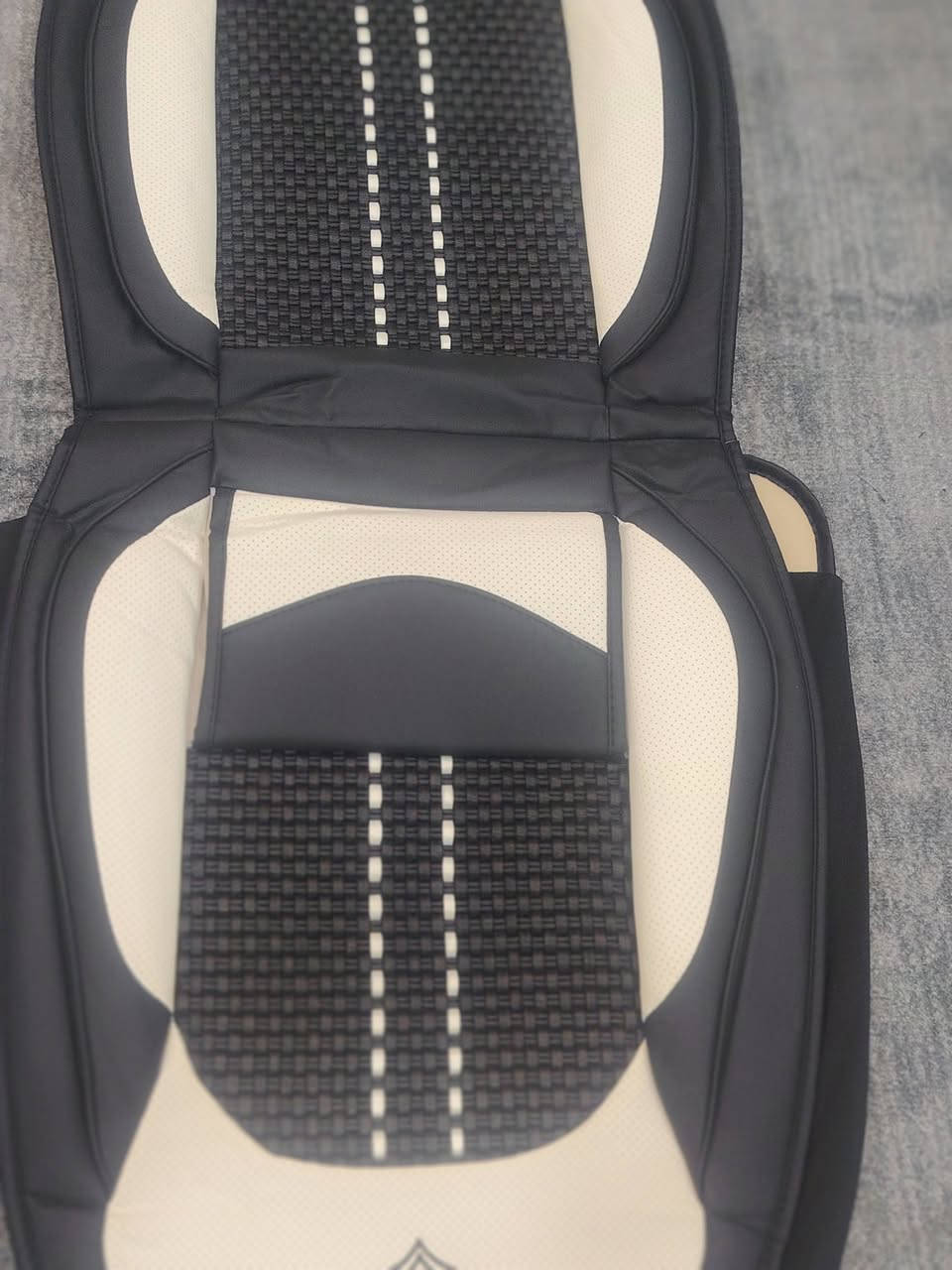 تلبيسة سيارة جلد ٥ مقاعد بهذا الشكل السعر ٦٠ الف مع التوصيل


**إذا كنت صاحب هذا الإعلان وتريد حذفه لأي سبب، رجاءا أرسل رسالة إلى الدعم الفني**