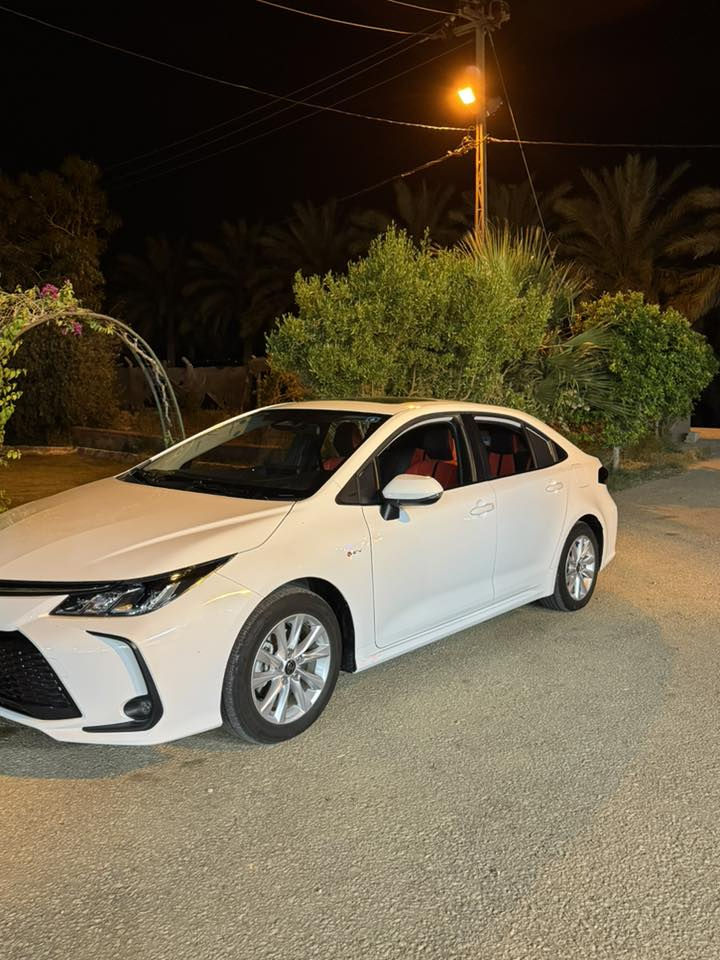 السلام عليكم 
كورلا موديل ٢٥ 
داخل احمر 
كشن جلد وكهرباء 
رقم بغداد 
ماشية ١٠ الاف 
االسيارة بيه ركن الدعاميه من جوه لحسه بسيطه 
ونكشتين حيل حيل زغار بالبنيد 
اوضح حته قبل ليجي المشتري يعرف تفاصيل السياره 
السعر ٢٤ مليون مع المجال البسيط 
مكان ديوانية 
الاتصال 
***********

