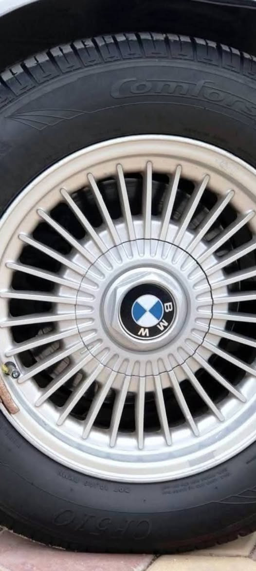 السلام عليكم عندي ويل وتاير 17امراوس ويل BMw أصلي ***********
