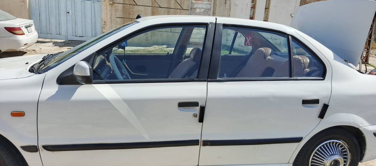 السلام عليكم..
سمند مديل 10 للبيع سيارة نظيفة وجاهزة  السيارة رقم ذي قار مشروع وطني بأسمي تحويل ثاني يوم بيها بس الهلالات الخلفيه اخياس قليل الباقي مكفول تخم تاير جديد باتري جديد كير مكفول المحرك بي خيط تبخير قليل كلش السيارة بغداد #السعر 37 وبيها مجال اتصل وبيك خير وتدلل
‏‪***********‬‏
