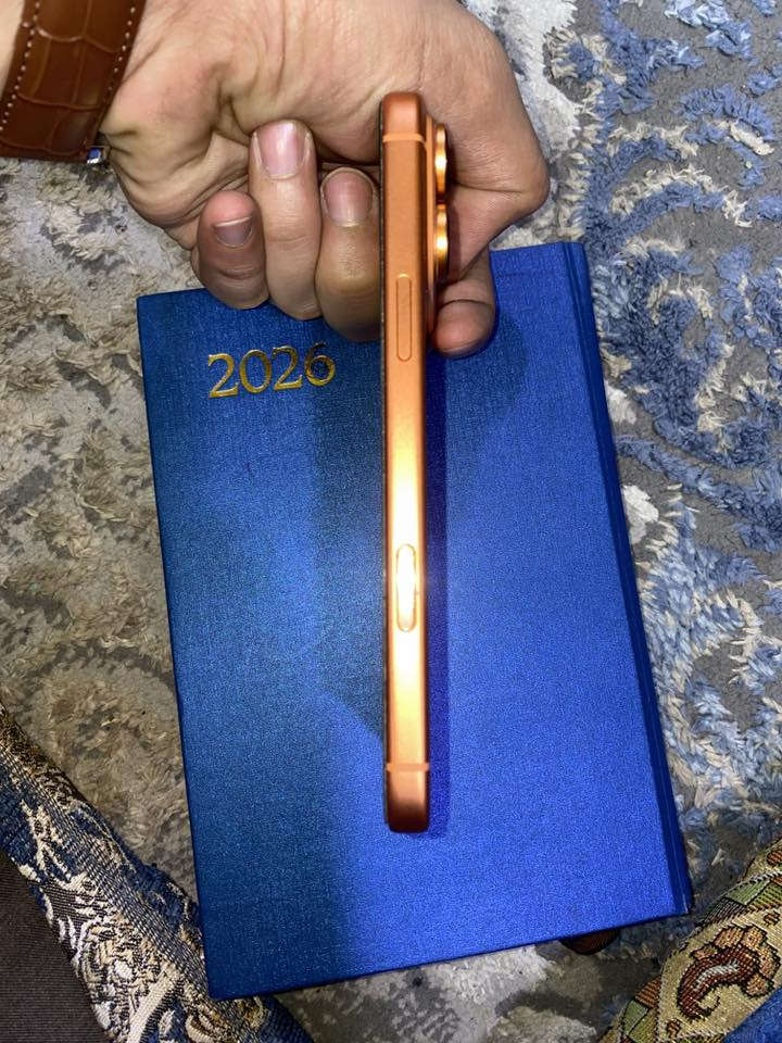 ايفون 17 برو ماكس شريحة إلكترونية ٢٥٠ مشحون ٦٨ مرة  *********** مليون و٨٠٠ بي مجال
