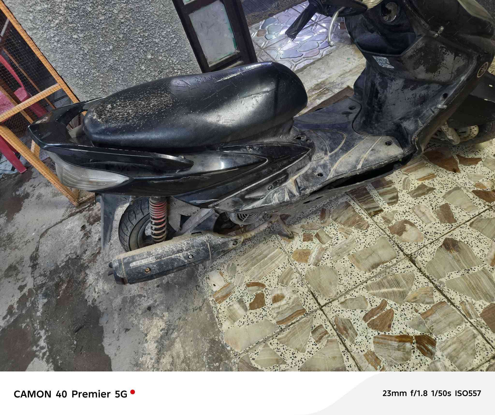 دراجه سكنز فحل للبيع دراجه مفتوحه المكينه بس نضيفه لدراجه نكره كالف
مكاني بغداد الشعب ***********
