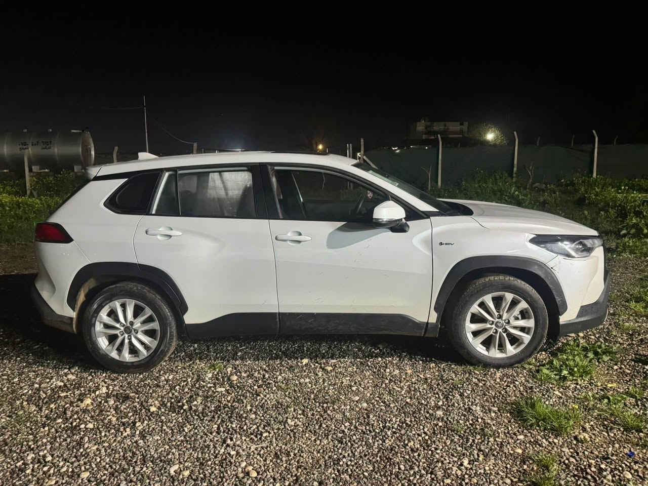 کرۆز مۆدیل ٢٠٢٥. سپی ٣٠هەزار رۆییە  گیر. وماکینە وکارابایەت بە شەرت یەک دەست.  هیجی نیە تەنها یەک تۆپی لە جامرغی پیشەوە هەیە وجاک نەکرایتەوە
و تێبینی رەقەمی لەگەل نیە. و سحری ١٨٧ ومەجالیکی برایانە 
ژمارەی مۆبایل *********** أربيل, العراق
