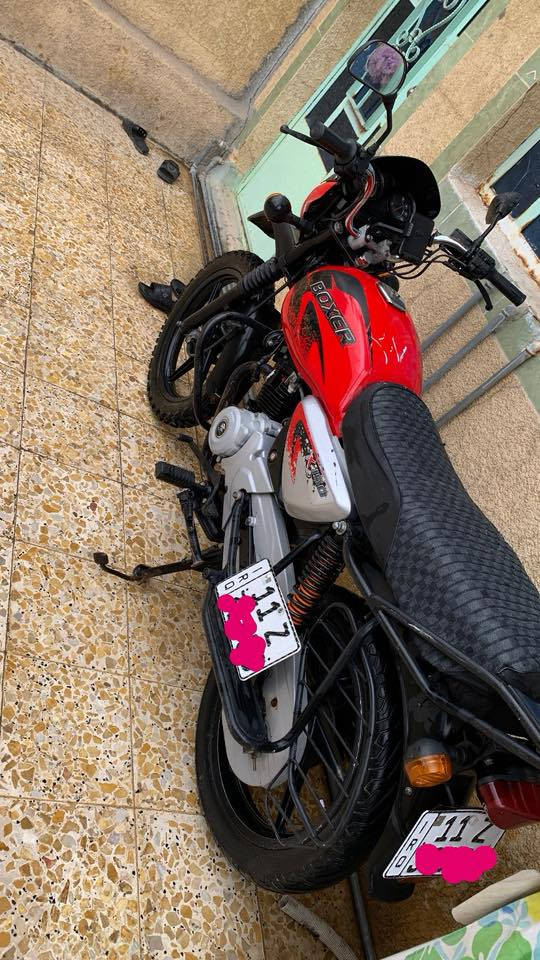 سلام عليكم ، بوكسر مرقم بغداد لوحات ثنين انكليزي ، ماشية 27 حقيقي ، هزة جديدة ، مكينة ناعمة تطلع بوجهك عله باب الله ، سنوية تنتهي نهاية 2030 ، الدراجة نظيفة مامتعوبة ، ممشتغلة دلڤري ، السعر : (2150) وبيه مجال بسيط للشراي ، مكاني ابوغريب الزيتون ، رقم واتساب فقط واتساب فقط [***********] .
