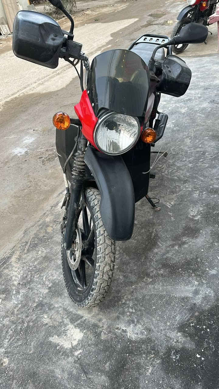 سلام عليكم بوكسر البيع ماشيه 39الف حقيقي مشتغله دلفري قليل كلش دراجه برغي ما مفتوح بيه كفالة مكان الدوره السعر
1800 بيه مجال قليل كلش رقم *********** بي وتساب
