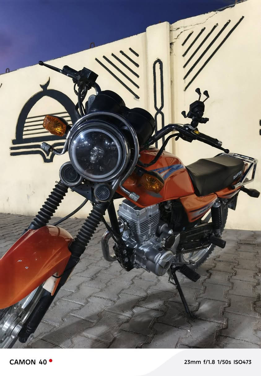 السلام عليكم دراجه البيع مديل2023كلها بس الشاصي مديل 16سنويه بس لوحات مامستلم السعر 1250وبيها مجال مكاني كربلاء ***********
