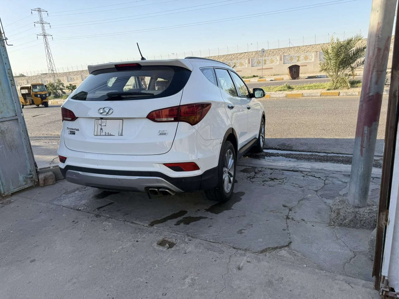 سنتافي  2016 خليجي مكفول رقم ميسان محرك 3.3  و 6 سلندر حساس خلفي  و كامرة و ٣ قطع تبريد ماشية 200 الف. سيارة باسمي اشتريتها زيرو  بسنتها . 
السعر ١٨٠ ورقة
اي استفسار على الخاص


**إذا كنت صاحب هذا الإعلان وتريد حذفه لأي سبب، رجاءا أرسل رسالة إلى الدعم الفني**