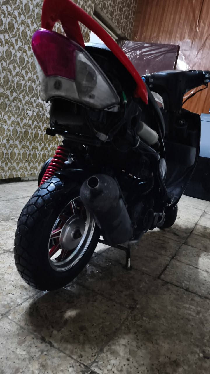 ماكس عدله 
بوشه بلادي 49 
مكينه مبدل بيه كازكيت بس
كهربائات كله شغاله 
ويل نجمه اصلي ستد 14
صدر امامي عكس رياضي اصلي 
نكره سلف هندر واحد اب ايي وكت مكينه لا تنقيص ولا تبخير 
سعره ٥٠٠ شراي يخابر 
***********
