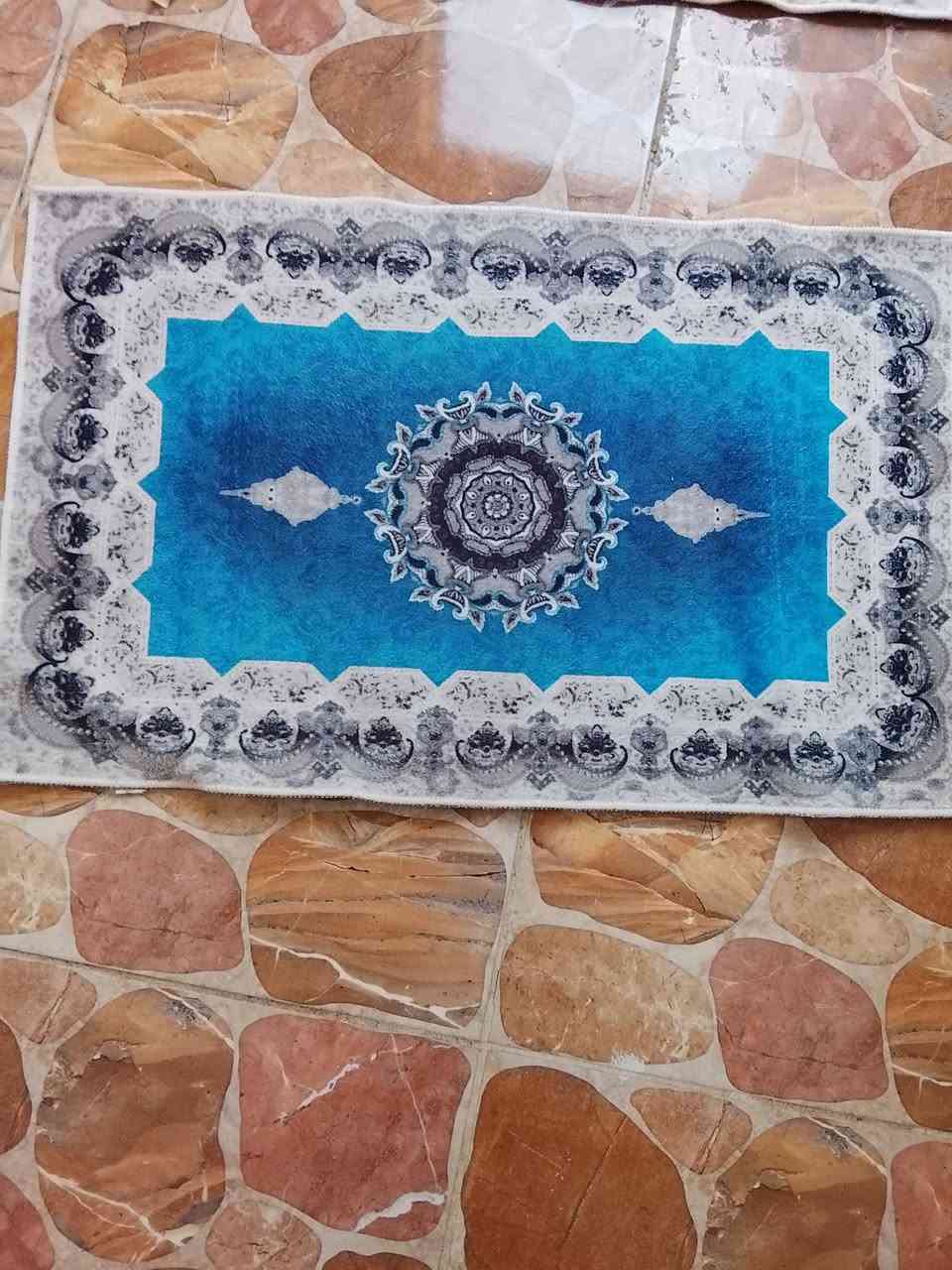 سلام عليكم اغراض للبيع عنوان كربلاء شارع ابو طالب رقم الهاتف***********
