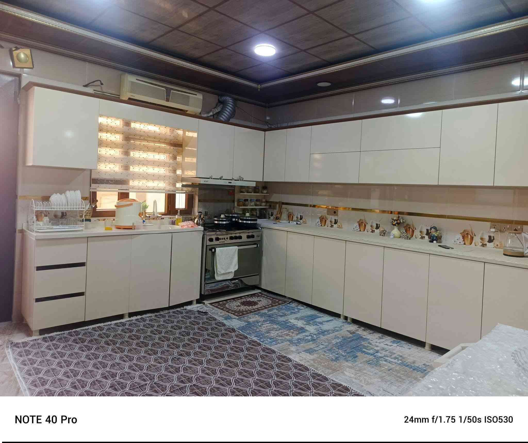 #دار للبيع.:مساحة 100م--رقم
#موقع:- رشيد اوا قريب من ملعب 
نوع عقار رقم 
_______________   
#موقع مميز جدا                                                                  #فرع عريظ                                                                                                                           #بناء فول مواصفات                                                                                                                            #منطقة فول خدمات
#سيراميك 
#درج داخلي
___________                                                                                                                                                                                                                                                                                             #بي غرفة  نوم+ هول +مطبخ +استقبال+وصحيات بيتونة 
_____________  
سعر 44مليون مجال
________________    
للاستفسار اتصال عالرقم 
 ***********
***********
