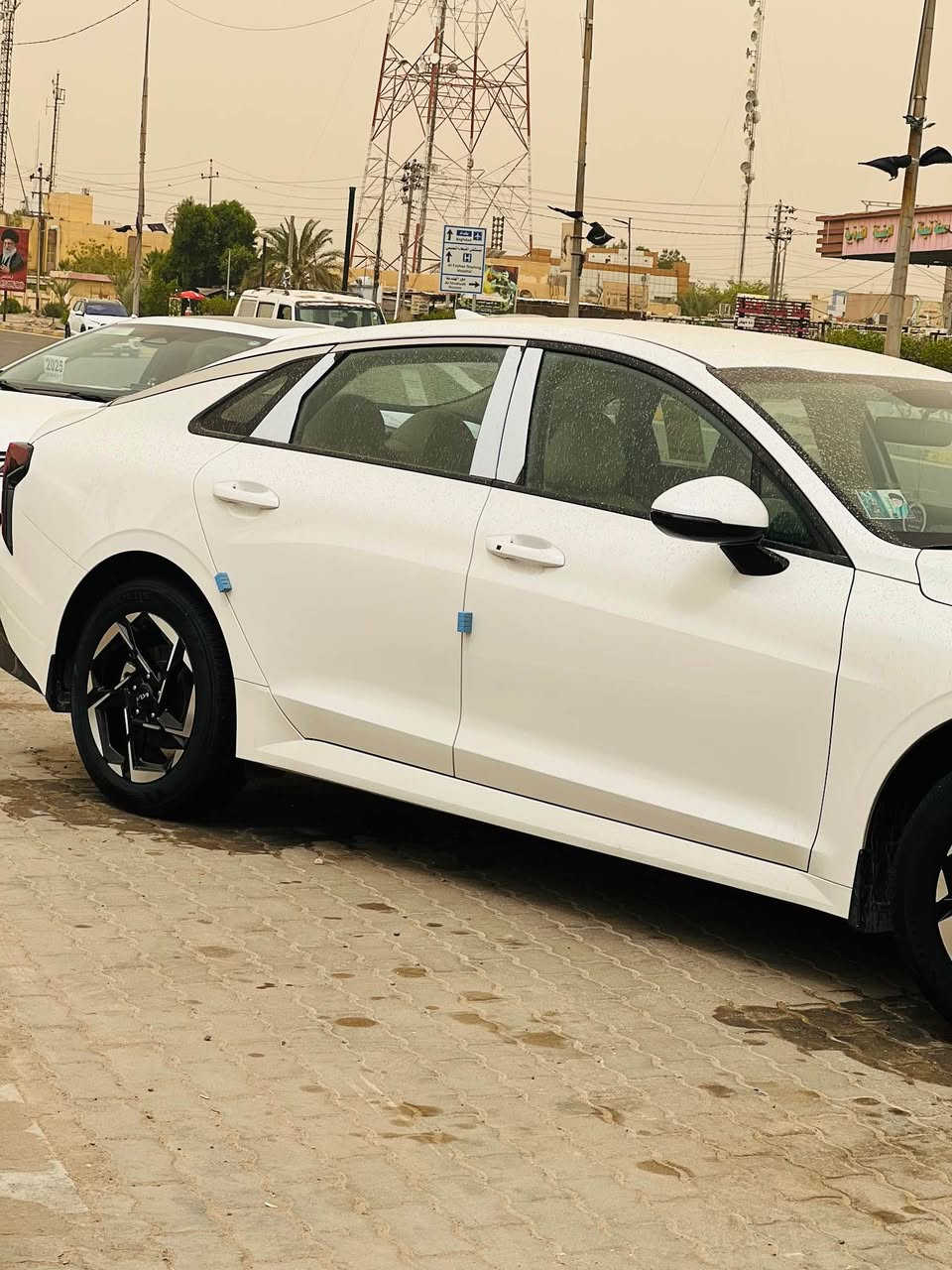 kia   K5 
رقم اربيل الدولي الجديد مرقم وجاهز بسم شركه تريد وكاله تريد تحويل مباشر♥️♥️
ضمان شركه نيم 5سنوات

موديل 2026🔥

موصفات السياره
لايت لد
عالي ناصي زنون
حساس امامي 
اشاير بل مري
بصمه 
تشغيل +بصمه ابواب
مري شفط
تشغيل عن بعد
ويل كب حجم 17
حساس خلفي
حساس امامي
داخل لونين
كشنات جلد 
تحكم جهتين
كشنات كهرباء
هندبريك بصمه
شاشه كار بلي
كامره
عداد دجتل
تبريد بيانو
مكينه 2500
وباقي الموصفات معروفه
📞*********** البصرة, العراق
