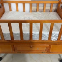 غراض طفل • سرير اطفال • طقم