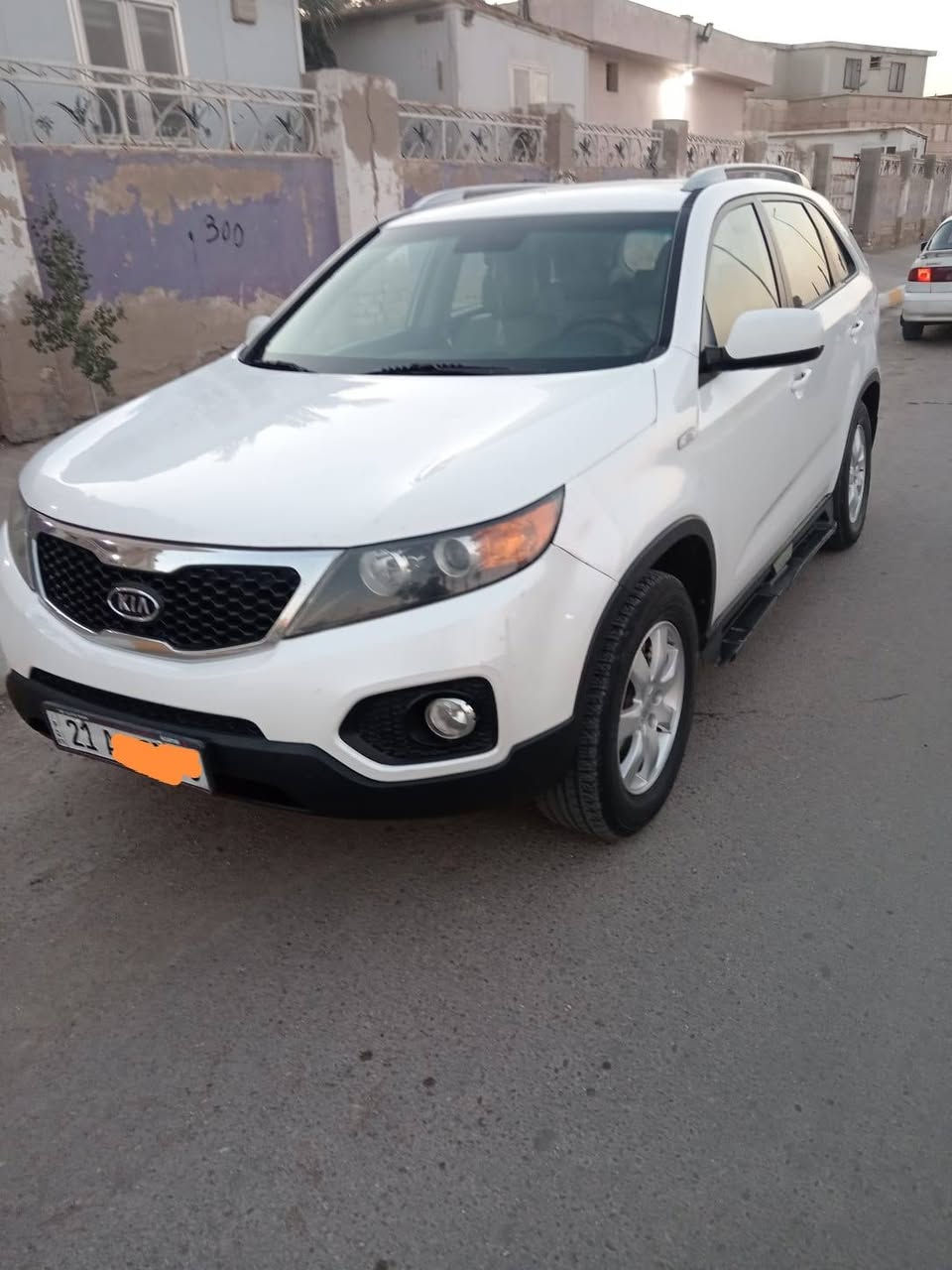 سورنتو مديل ٢٠١١ السياره جديد كلشي ما عايزه حداديه تبريد كير ومحرك ٤ سلندر رقم نكليزي السعر ١٤٠ بيها مجال رقم التلفون ***********
