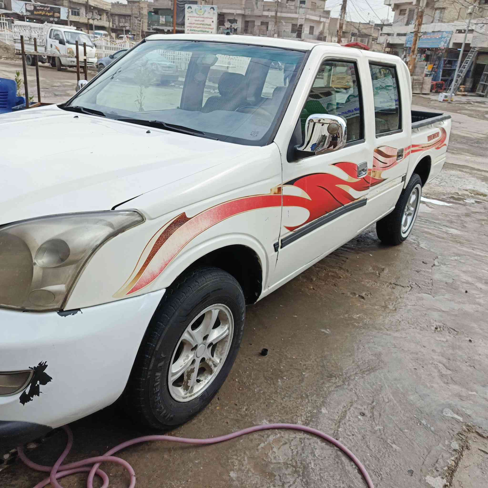 السلام عليكم بيكم كنو  2006كير مكينه خير من الله صبغ مكانات قليله لجماليه  عنوان سياره بغداد الامين سعر 45بيه مجال للاستفسار ***********
