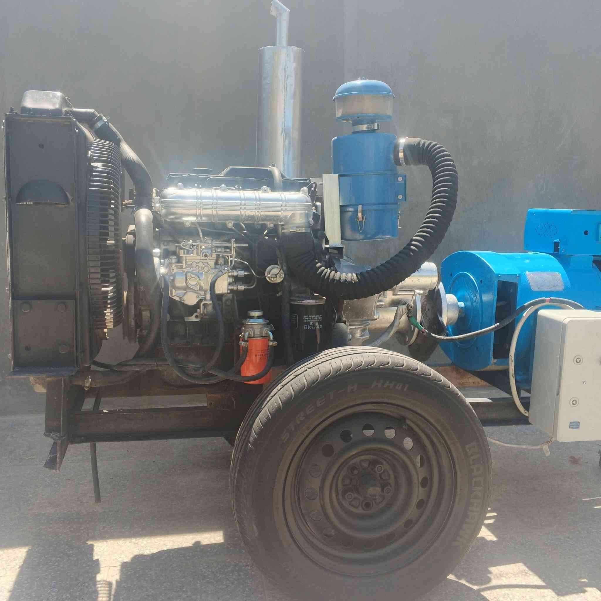 مولد كيه 30كيڤي 120انبير جاهزه للتشغيل تجي شغل وتنطي كهرباء وتاخذه مكينه لا تنقيص ولا تبخير نگره سلف بس باتري مابيه السعر 12ورقه قفل مكان كوفه شارع المعمل قرب بانزين خانه مال ال عيسى ***********
