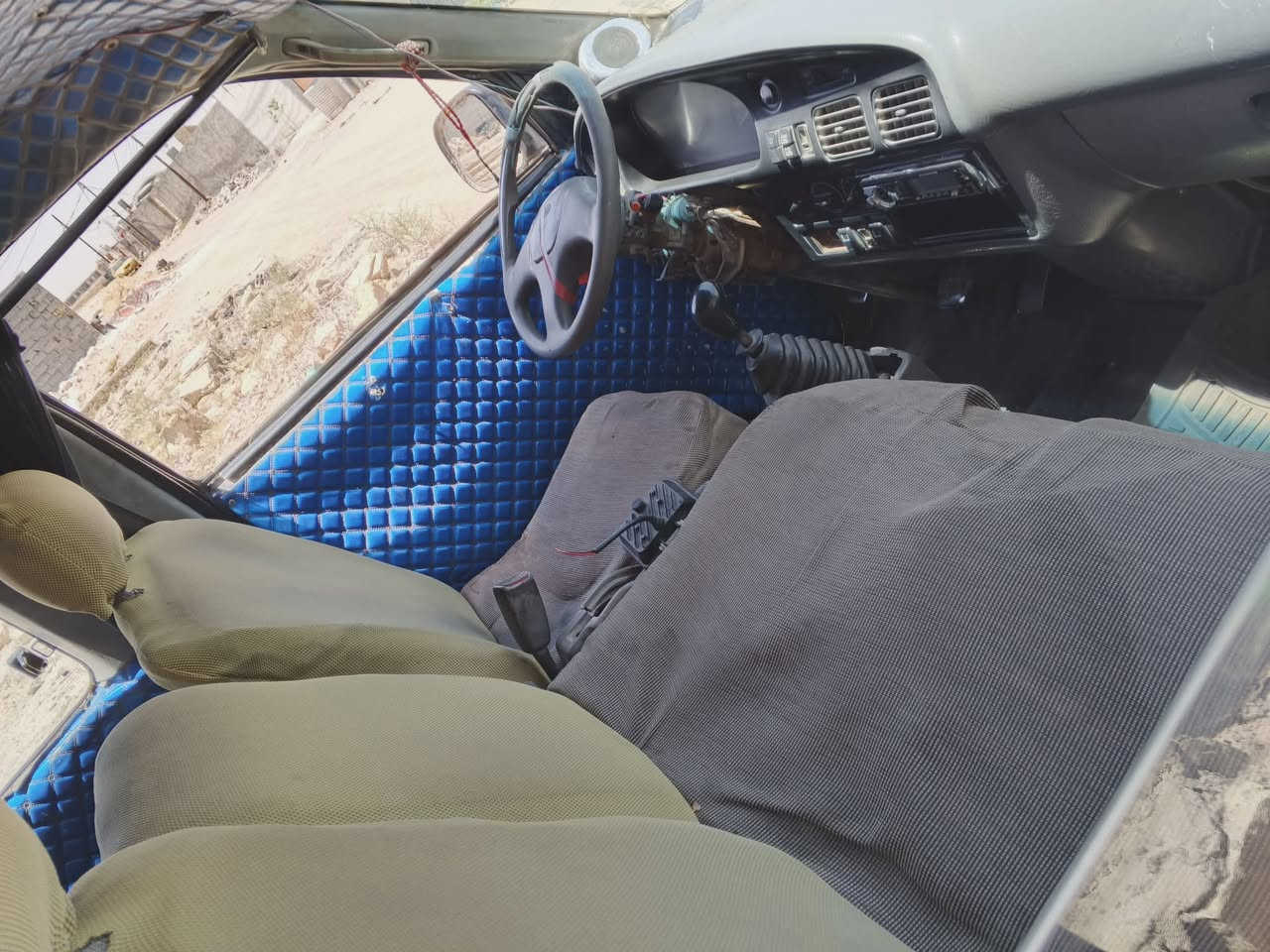 السلام عليكم بريجو للبيع موديل 96مكينه وكير واكسن علشرط مكينه بشتويه الفاتت مجفته ابيع بدون راعي الكشر شوفت عينك سياره حلوه جاهزه مجهزه ما عايزه شي مكان السياره نجف السعر28 رقم موبايل***********,***********
