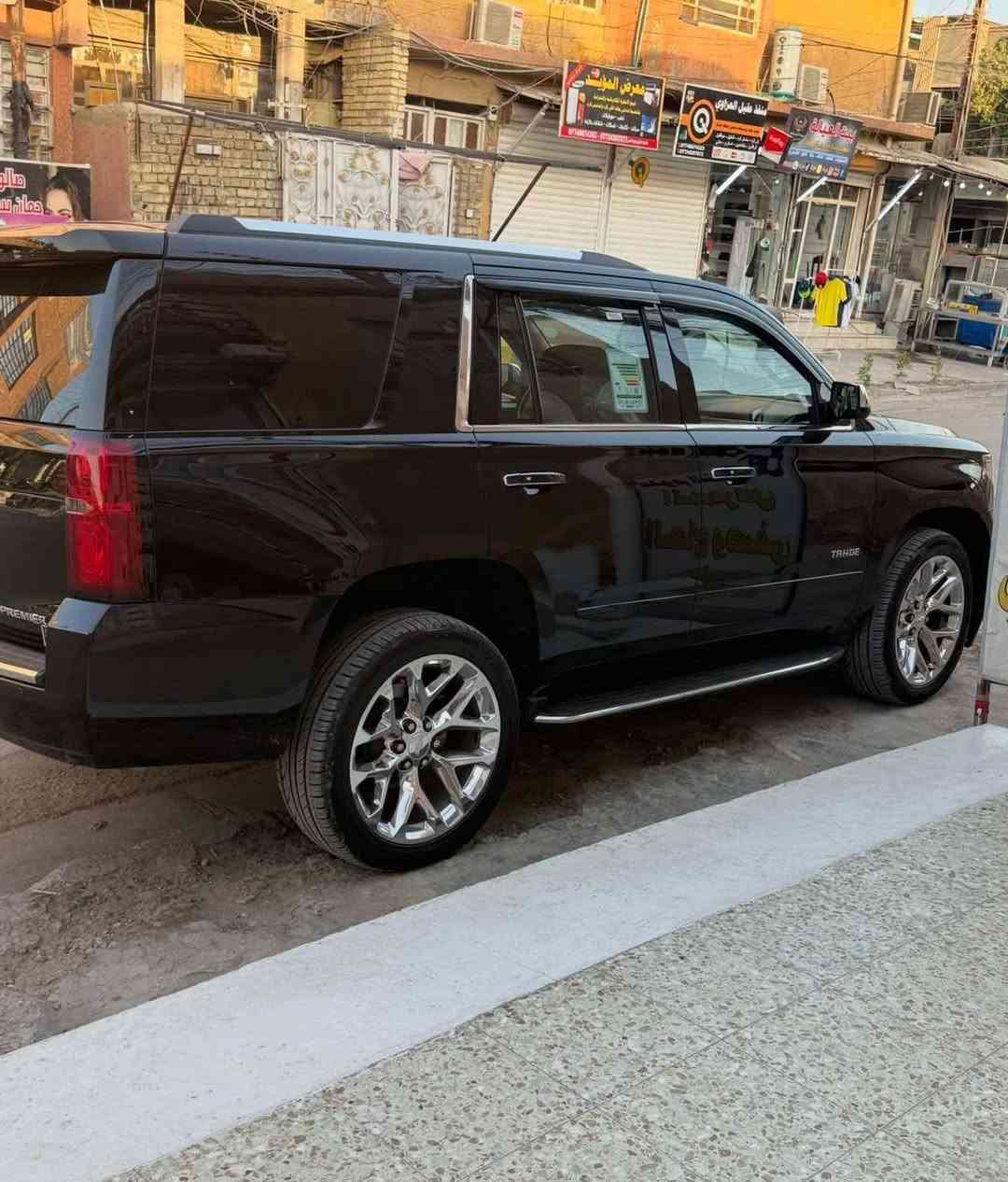 تاهو 2020 بريمير خليجي
شركه المنصور رقم بغداد 

دولي ب اسمي هزه جديده 

علامه ضوء القمر  ماشيه 65 الف 

سياره جديده حيل جديده بلكارتون 

بلعافيه ع الشراي كفاله حته الدعاميات برغي ممفتوح بيها 

تخم تاير جديد مغلفه بالكامل 

صمان 12 سن/

المواصفات                       

فول مواصفات 1/1

8سلندر

دفع رباعي

سلايد(فتحة قمارة)

كراسي جلد اصلي

كراسي اثنين كهرباء

كراسي هزار(عند اقتراب السيارة من اي شي)

كراسي خزن(ميموري)

كراسي(تدفئة+تبريد)

كراسي خلفية كهرباء

كراسي خلفية تدفئة

تبريد خلفي شاشة

شحن الهاتف لاسلكياً

رادار

سائق آلي

كروس سرعة

داتا شو DATA SHOW

خمس بصمات

فول تحكم استيرن(جهتين امامي+جهتين خلفي)

استيرن كهرباء

استيرن تدفئة

شاشة عرض الاعطال

صندوك كهرباء(شفط)

فتح صندوك تلقائيا عن طريق القدم(صندوك جلاق)

نظام السير على الخط

دبل كير(عادي+اوتوماتيك)

دبل حساس(امامي+خلفي)

نظام تحكم بمستوى الضوء الداخلي

مانع تزحلق

پدل كهرباء(تحكم كهربائي بالبريك والبانزين)

نظام فتح الابواب لاسلكياً

فور ويل

شاشة امامية كبيرة اصلية

شاشة خلفية DVD اصلي 

كامرة خلفية 

تشغيل عن بعد

قاصة سرية

دوسات كتابة CHEVROLET

مري كهرباء(شفط)

لايت عدسة زنون ضمان 

لد امامي

سستم_صوت

داتاشو كبيره 

كيجات ديجتال 

موصفات لبريمير بعد معروفه هيه اعلى فئة

رقم صاحب السياره ***********
