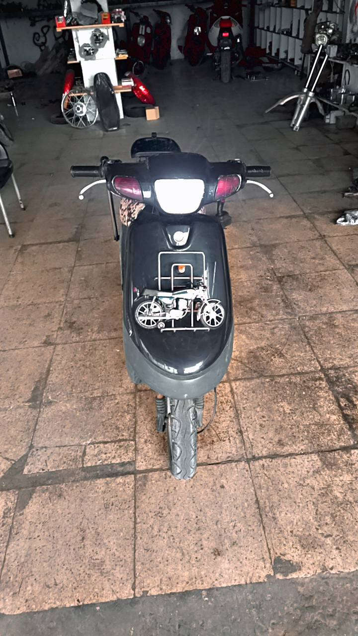 دراجه  لبيع نضيفه ما بدل بس كابريته كلشي شغال سعر ٣٥٠ أو بيهة مجال بصيط مكان كربلاء قرب مدينت سيد الوصياء عامود ١٦٣. *********** ما متواجد خاص
