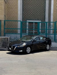 حبايب للبيع او المراوس نيسان سنترا 2023 وارد امريكي حادث جدا بسيط حافه...