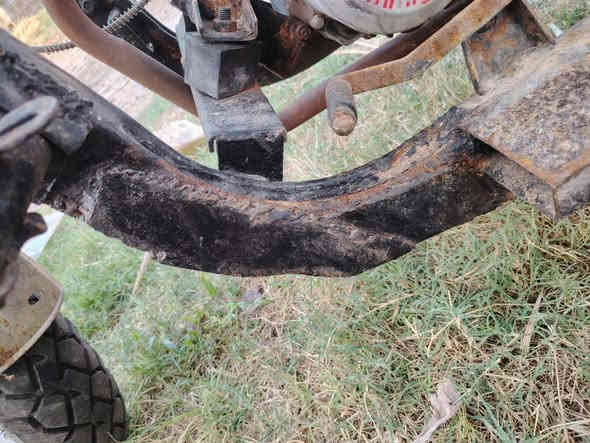 السلام عليكم شباب توجد ستوته 2016 للبيع المكان بالسماوه شويه الشاصي بخياس قدامكم الصور الستوته اصوليه واوراق وجميع كهربائياتها شغاله***********
