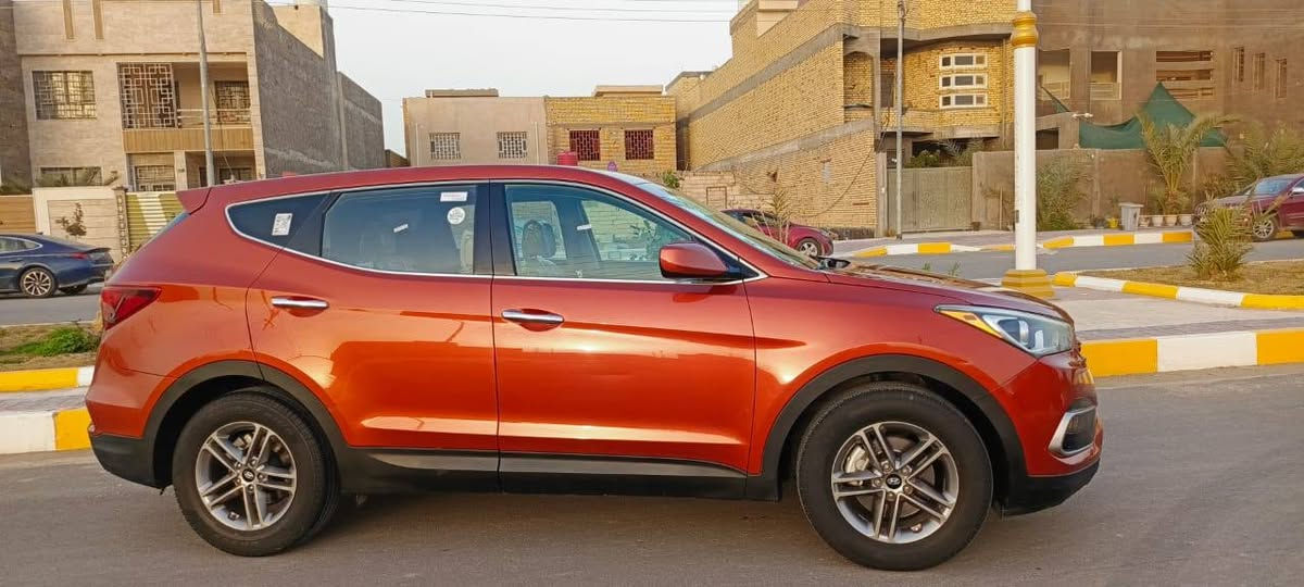 السلام عليكم هونداي سنتافي 2017 وارد امريكي  لون مشمشي  رقم ذي قار تحويل ثاني يوم مكينه 4 سلندر 2400 مكينه كير تبريد حداديه تخم تاير  جاهزه لااخير مواصفات نص فول حادث صبغ باب اوجاملغ فقط بدون ارباك  صور حادث بلمنشور  بجم كبس شركه السعر 145  مكان ناصريه مركز ***********
