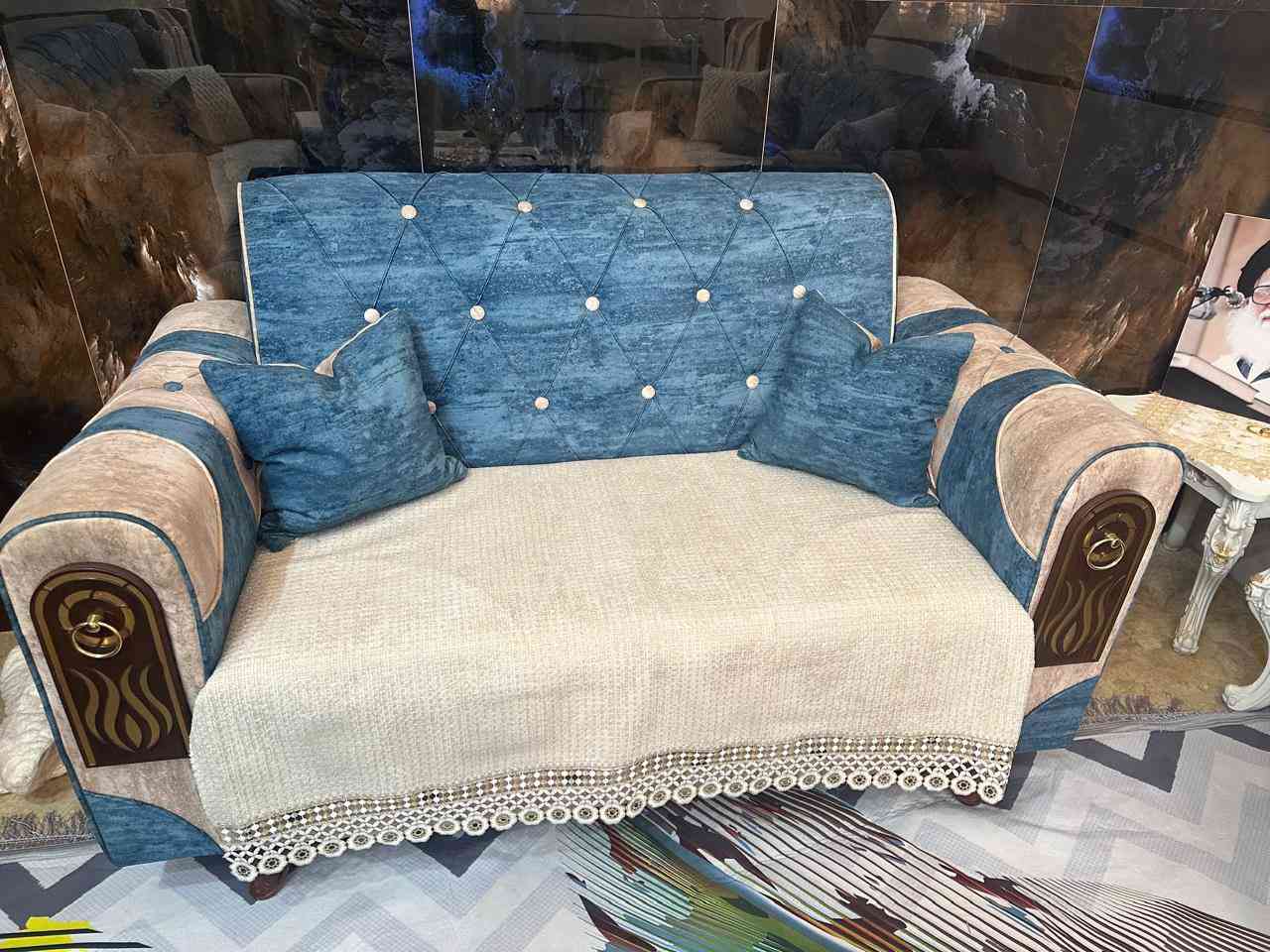 تخم قنفات كامل 10 مقاعد مع الطبلات للبيع المكان نجف حي النداء ستفسار خاص او اتصال بالرقم ***********
