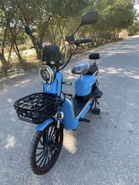 دراجه شحن حجم 20 بطاريات عدد 5 جدد مصار سبوع من أخذتهن يمشن ب الشحنه 3...