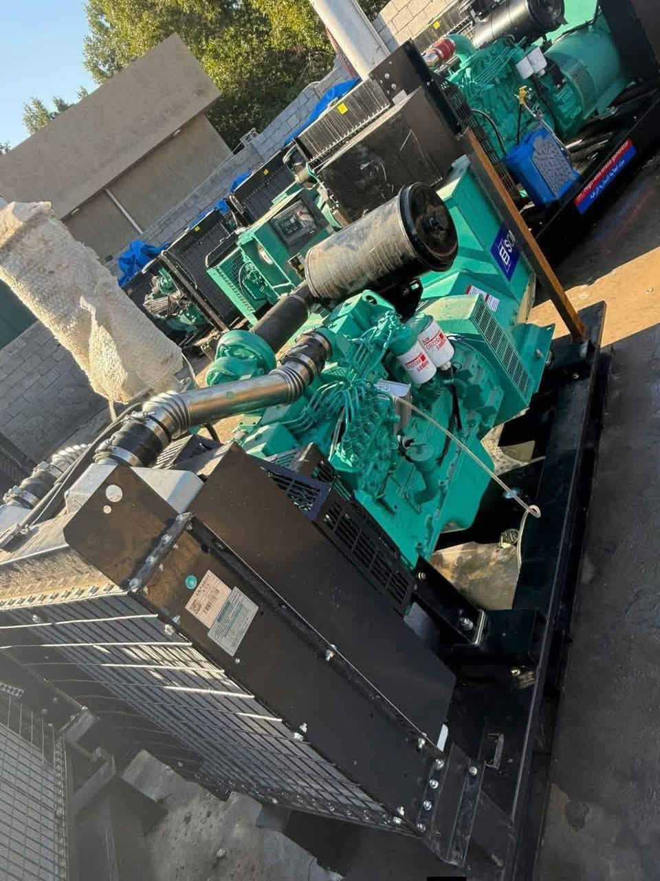 للبيع مولدات زيررو🔥***********
نوع كمنز 150كيفي / 250 كيفي /400 كيفي🔔 🔕

لدينا جميع الاحجام🇨🇳

العنوان/ #بغداد📍

#العكيلي☎️📞
