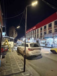 عندي اعمده عدد٦ كامله مع اناره عدسات كل عمود بي ٣عدسات مثل ما موضح بصو...