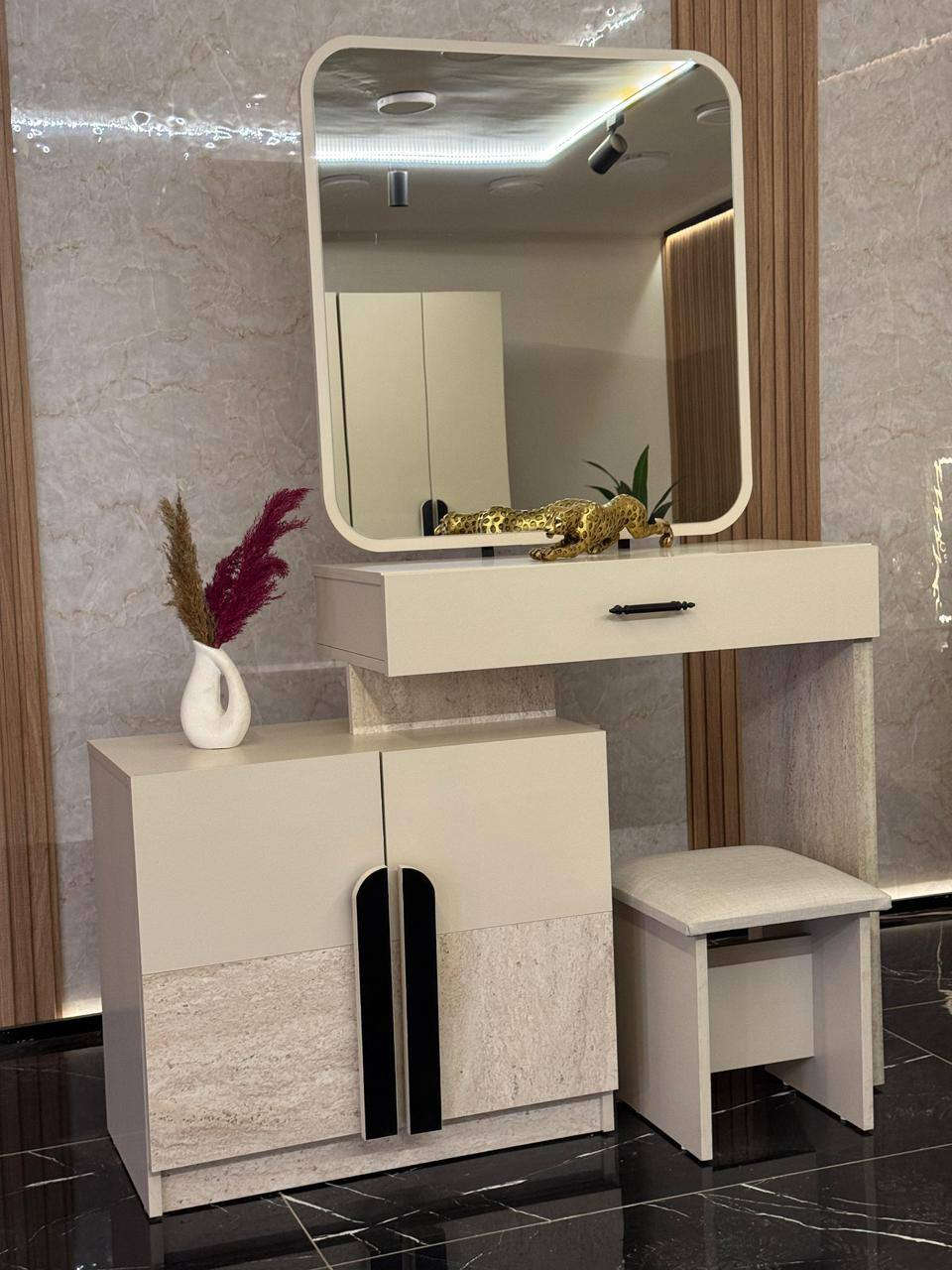 معرض اثاث الشبالي
القياره قرية الشبالي
يوجد غرف صاج و غرف تركي
بالتقسيط المريح على 18 
شهر بدون مقدمة
على البطاقه الرافدين
للشرطة و الجيش و التقاعد
والصحه. و التربية
لجميع من يحمل بطاقة الرافدين 
للاستفسار اتصل ***********
