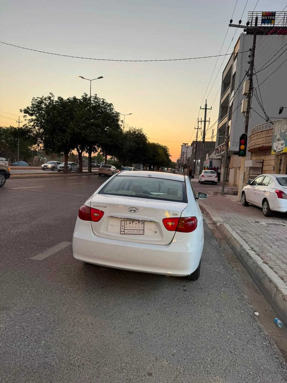 ئاڤانتی2006 براوە گەڤەر بەشەرت سەقف بەشرت کودی هەیە نرخی46گەلاو تەزی مەجال موشتەری نیت سەرمان مەئی شینە شوین کەلار***********جوابی جات نادمو
