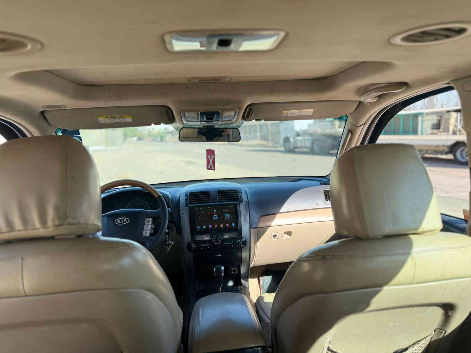 سلام عليكم 
كيا موهافي 
موديل 2012
رقم ديالى 
ناشر سونار 
بيه جزاء صبغ 
موصفات
فتحه 
شاشه
كامره 
سبع راكب 
كشنات جلد 
ثلاثه قطع تبريد 
السعر 108 ورقه بيع بدون مراوس 
مكان سياره بغداد بلديات حي تجار 
اتصال على رقم *********** بغداد
