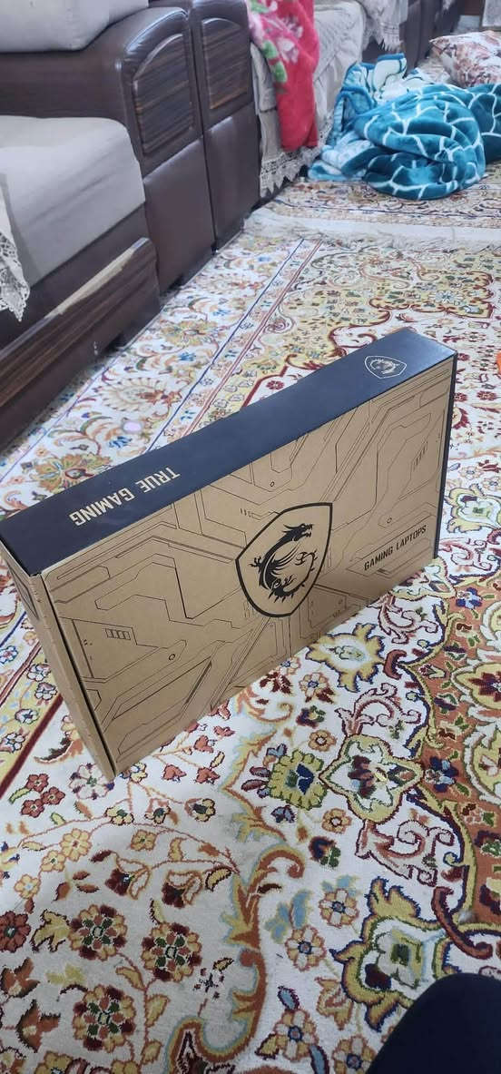 MSI Katana 17 HX B14WGK-092
Specification:
CPU: Core i9-14900HX
GPU: RTX 5060 8GB 
RAM: 16GB-DDR5 
Storage: 1TB SSD
Display: 17.3" QHD, 240Hz, IPS-Level
Color: Black
OS: Windows 11 Original

لابتوب نظيف استخدام قليل جداً مع الكارتون والملحقات

للعلم حجم الشاشة الكبيرة 17 وليس 15

 
السعر 2،250،000 الف وبي مجال ان شاء الله
*********** وتساب
