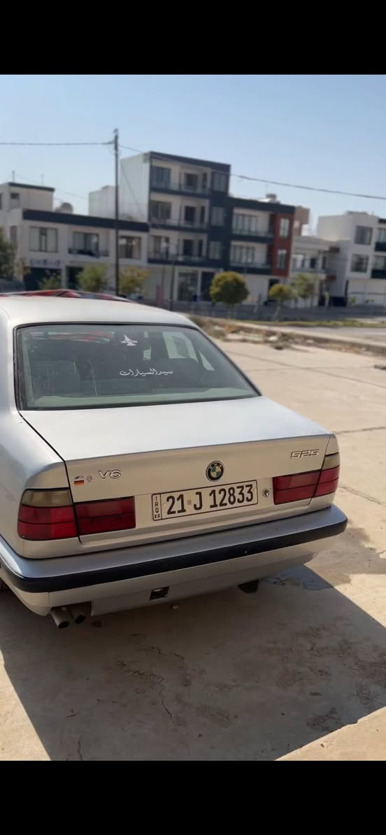 Slaw tan lebe am sayaraya bo froshtn 
520 ger 3ady 
Model 90
4 jam karaba-tabrid sard w garm 
Ta 29 tazaya sanawy w banaw krdn bashart 
La slemanym s3ry 45 gala w toze m3amala🩶


**إذا كنت صاحب هذا الإعلان وتريد حذفه لأي سبب، رجاءا أرسل رسالة إلى الدعم الفني**